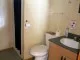 Cabin 4A bathroom