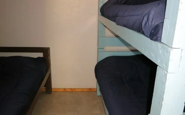Cabin 6 bedroom